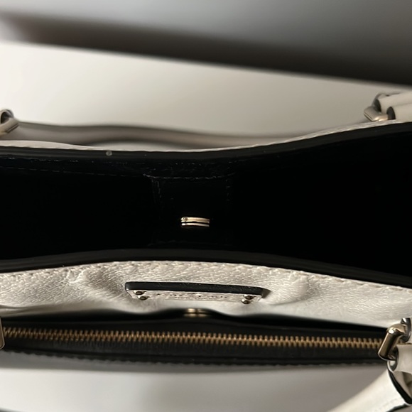 LARGE KATE SPADE BAG - Picture 8 of 10